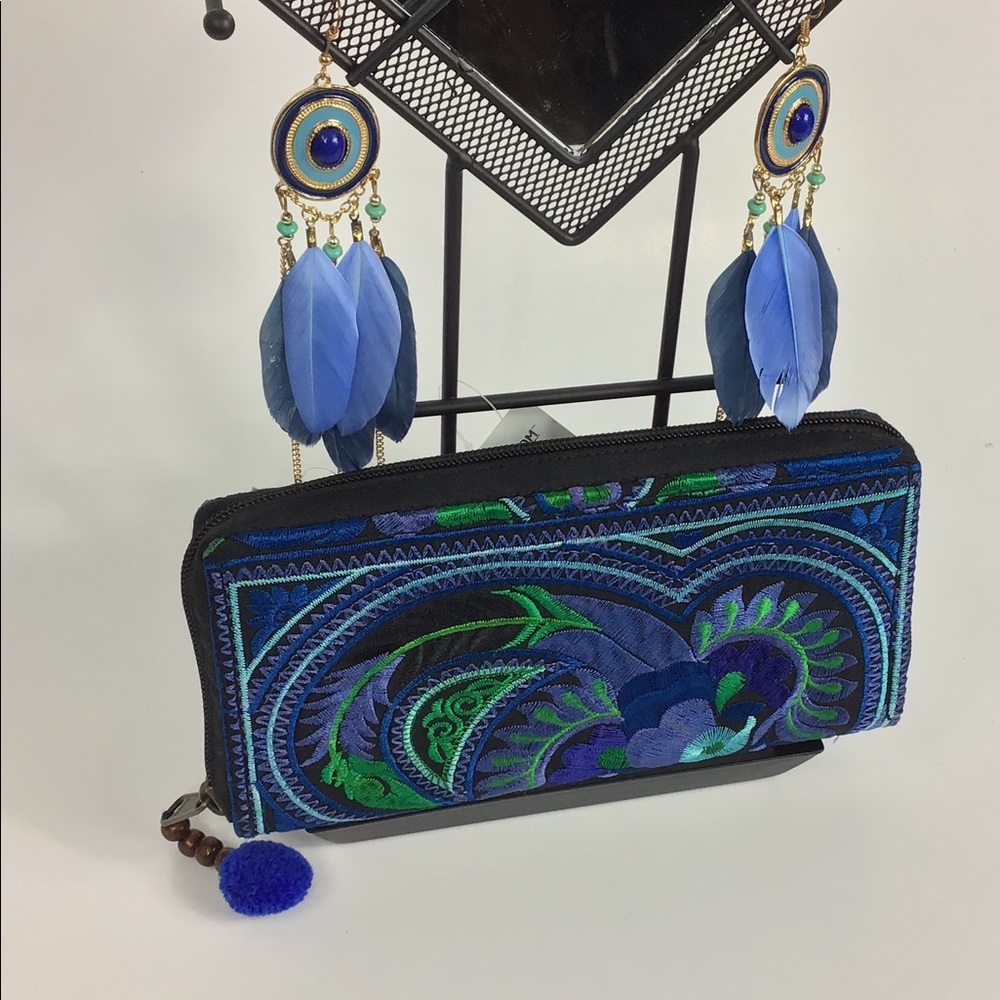 Embroidered wallet - Picture 5 of 5